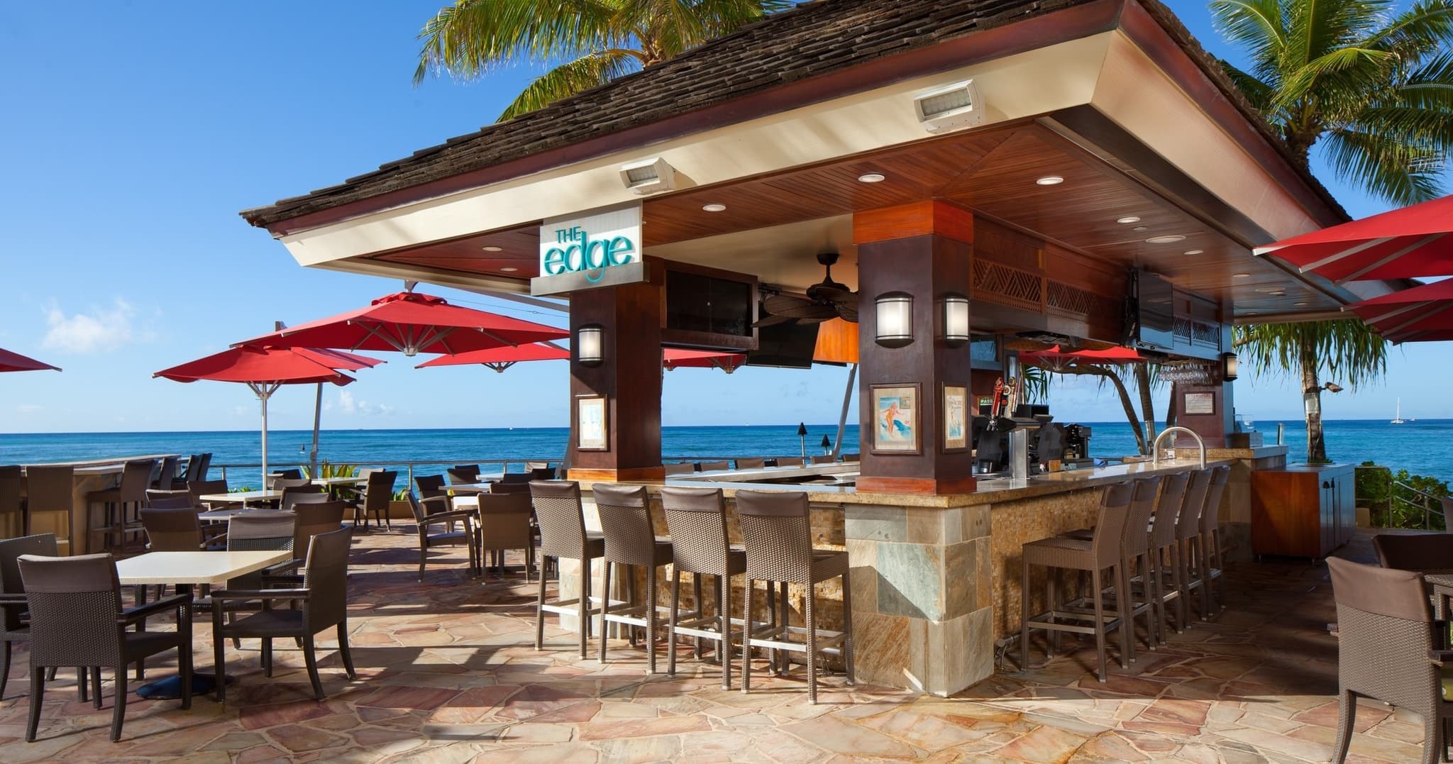 BLACK & WHITE AFFAIR - Standard Edge Table