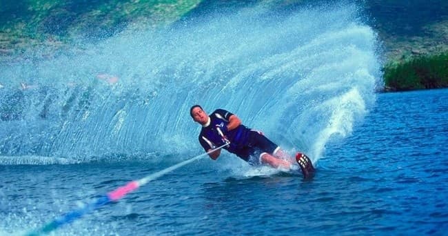 Waterski