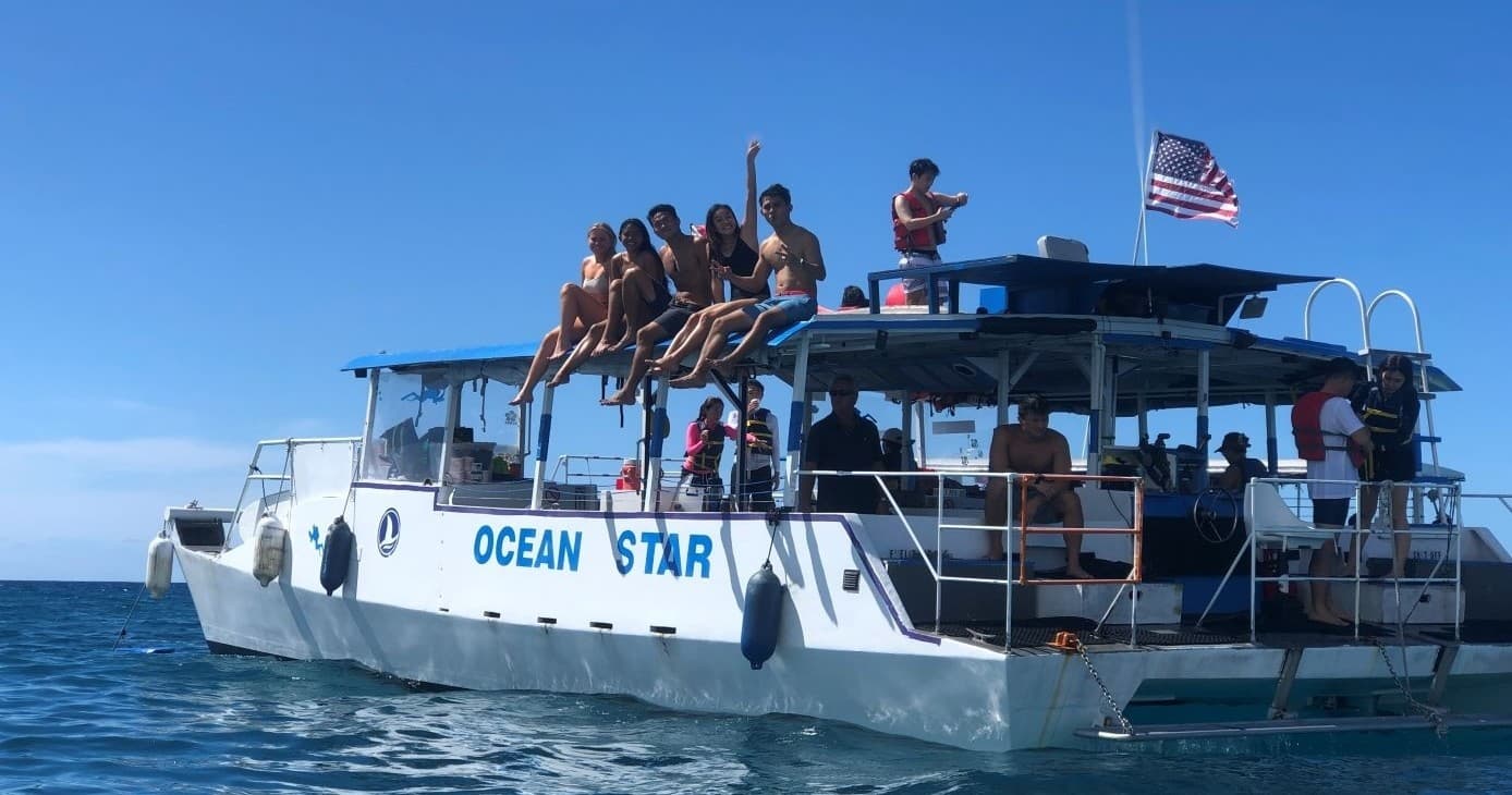 Private Snorkeling Cruise/ Party in Waikiki