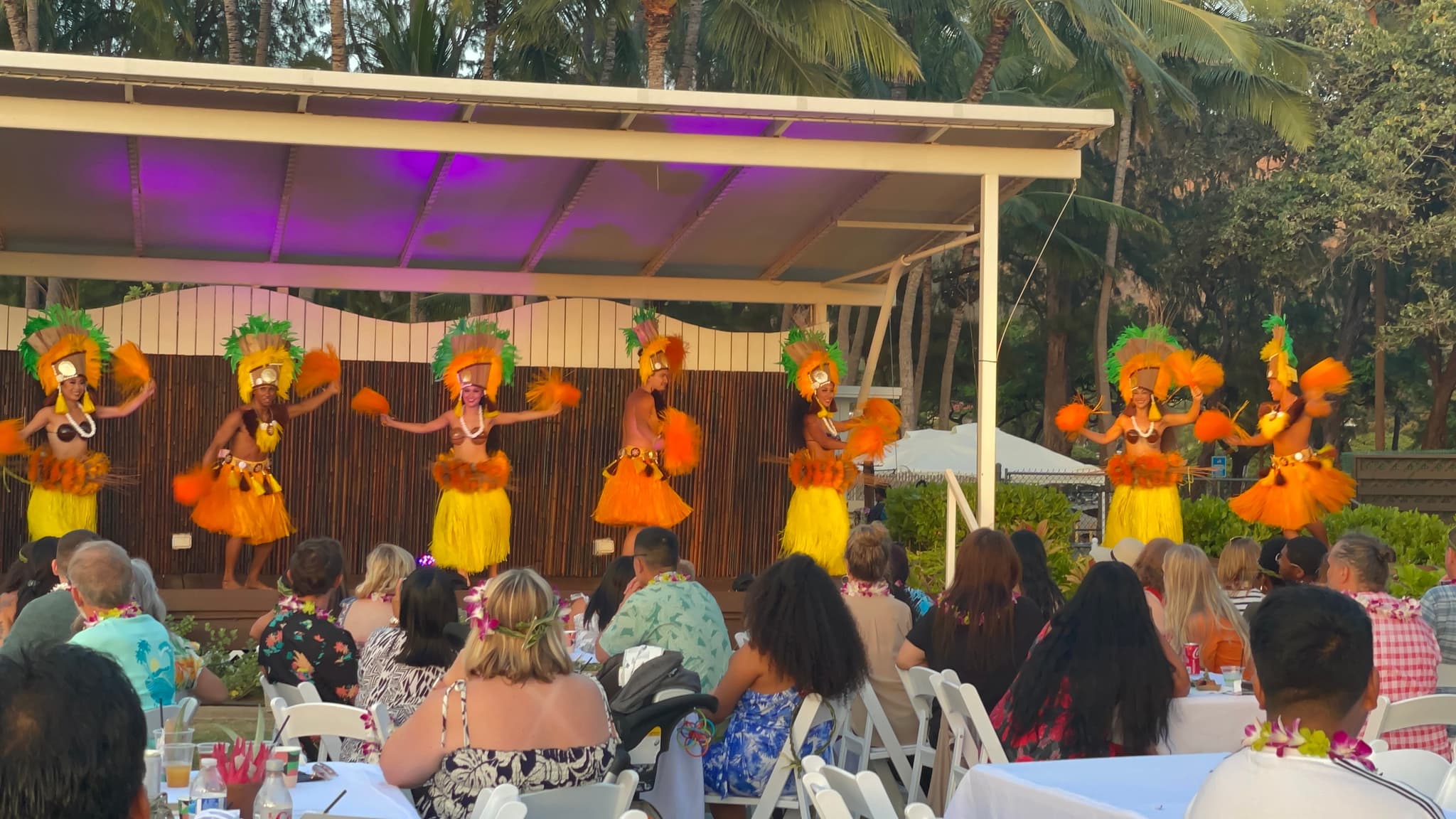 Diamond Head Luau - Foodie Fridays