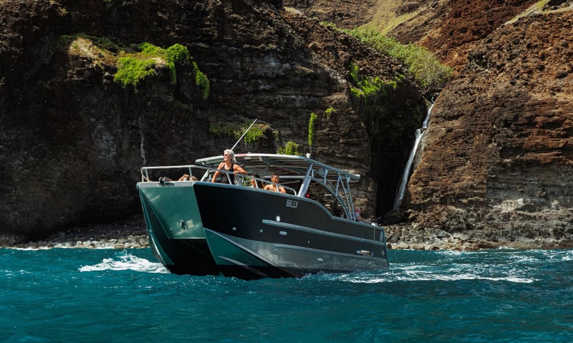 Na Pali Coast Tour on the new Seiko I & Seiko II Catamaran
