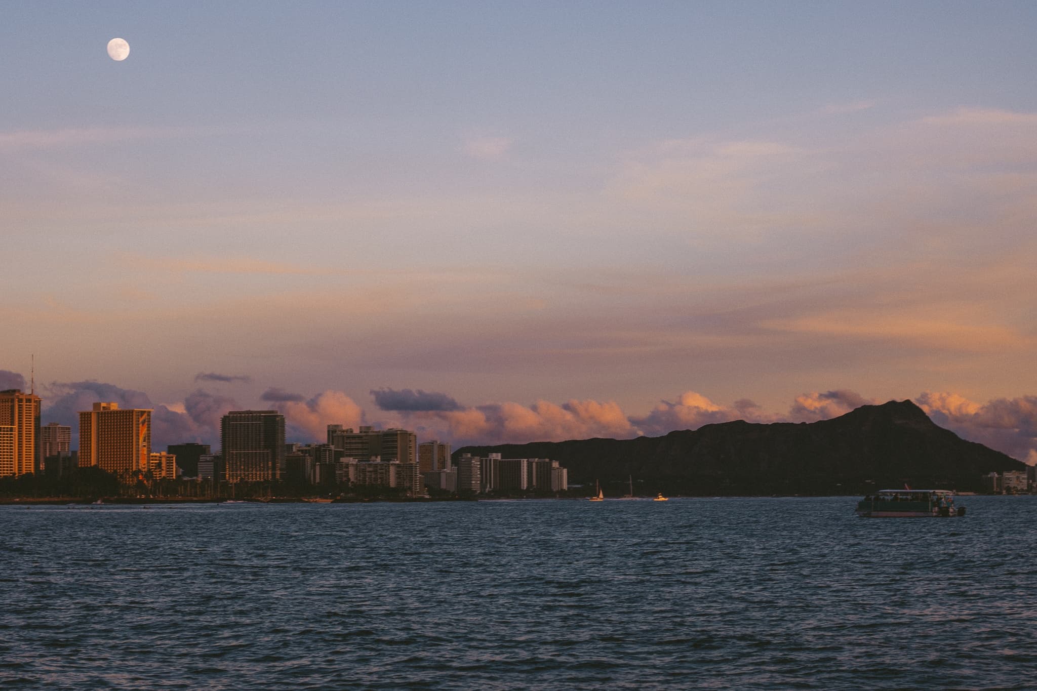 Waikiki Sunset Cruise