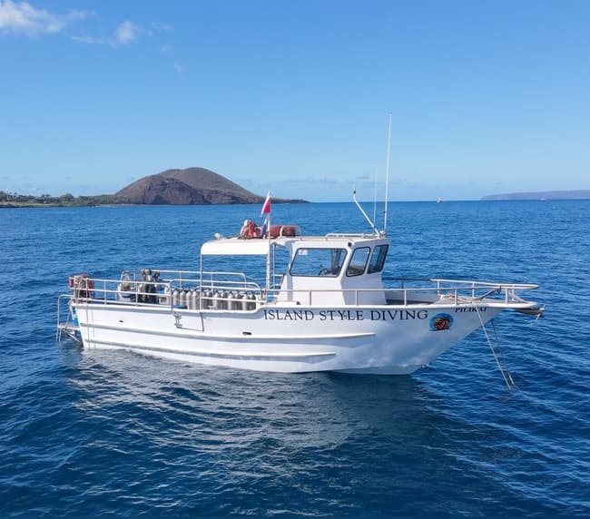 Molokini Crater and 2nd Site Scuba and Snorkel