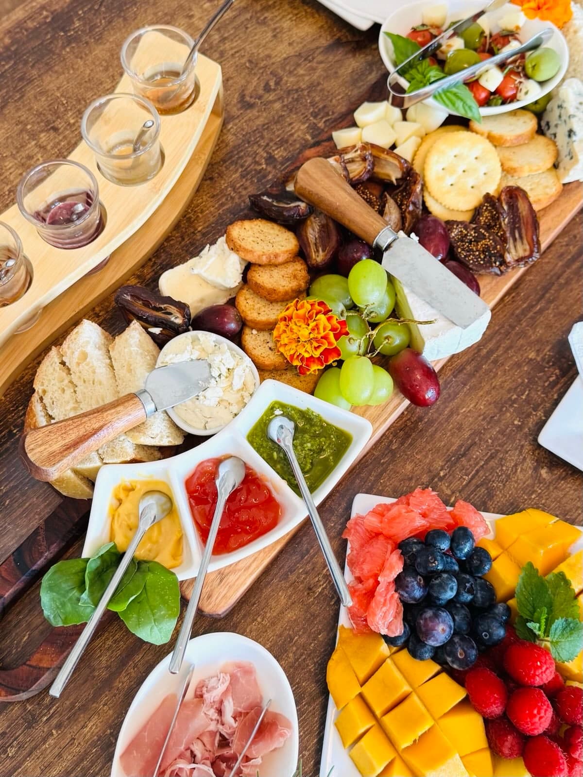 Honey Flight & Bites