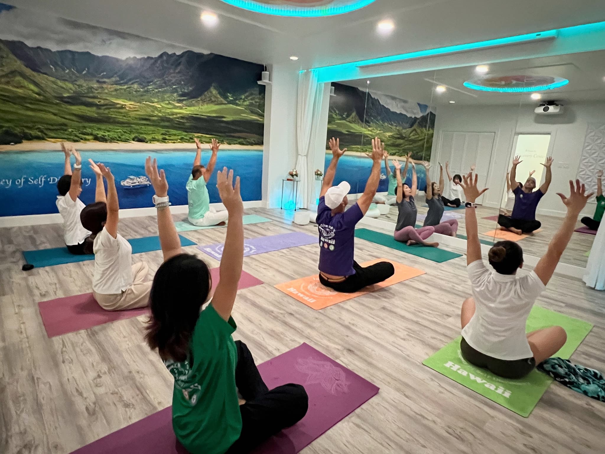 Waikiki Yoga Class