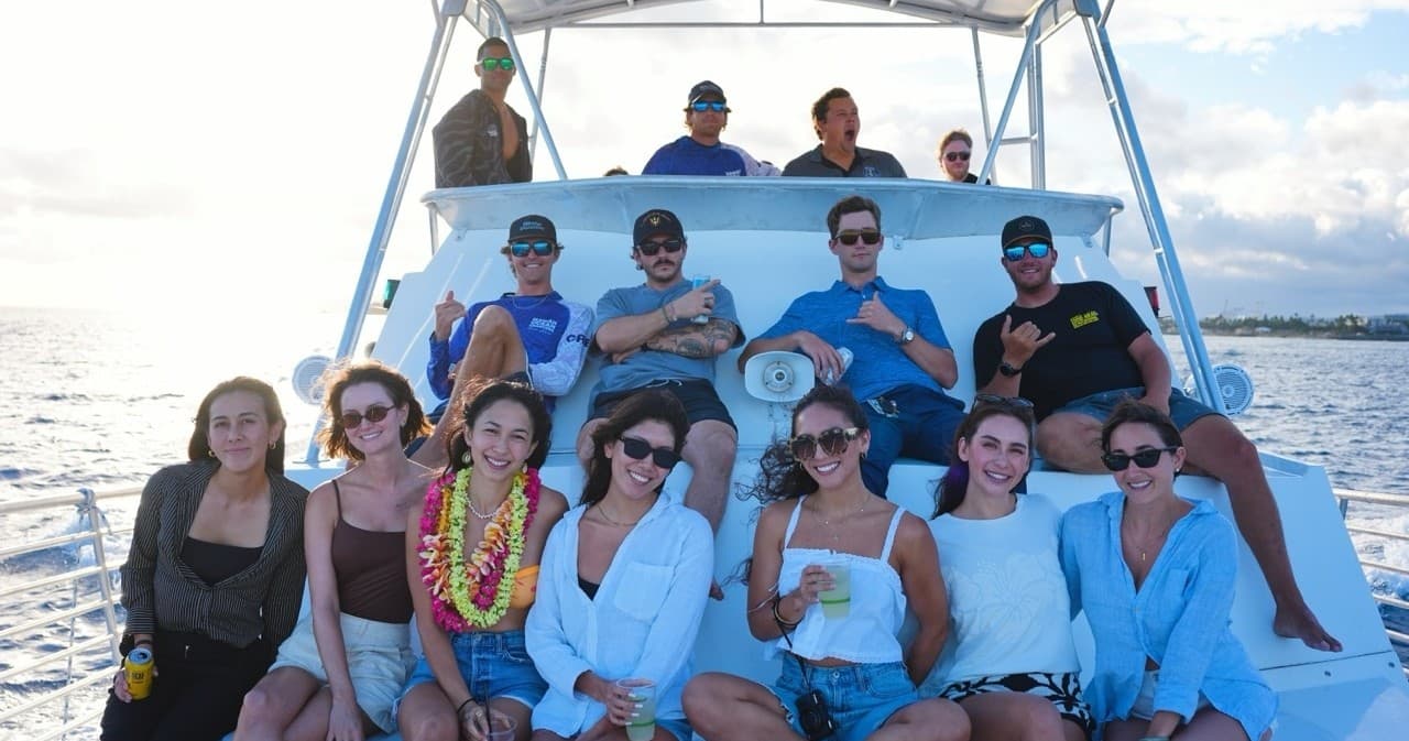 BYOB Waikiki Sunset Cruise "Big Kahuna"