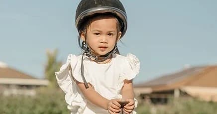 Keiki Horsemanship & Riding Lesson