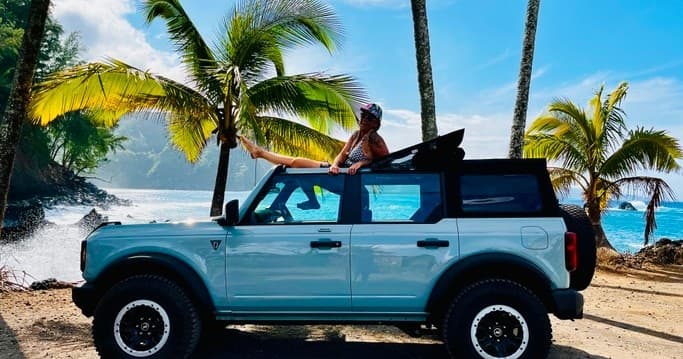 Maui Road to Hana VIP Private Tour in Convertible Bronco or Jeep