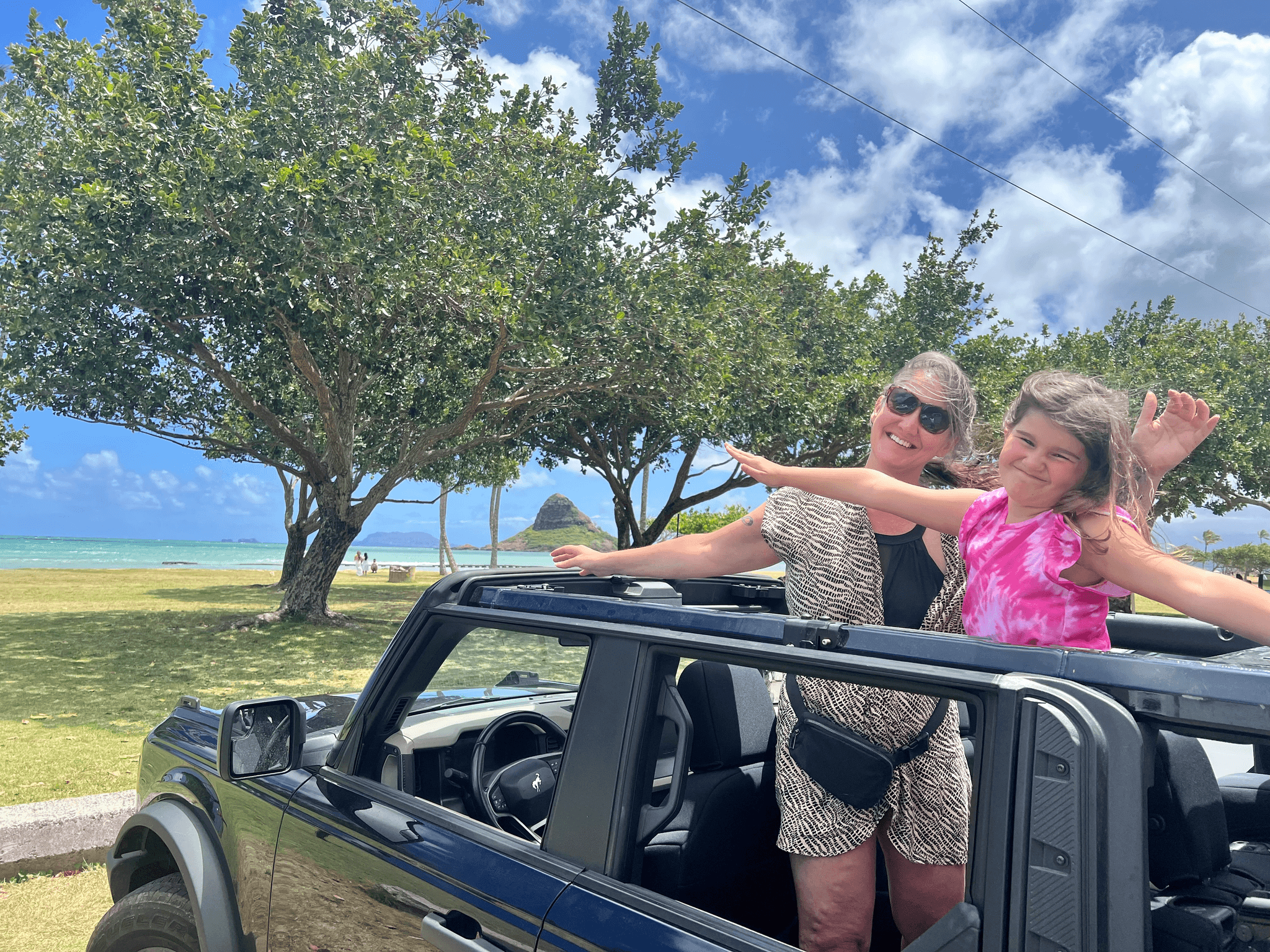 Private Convertible Bronco: 1-4 Seats