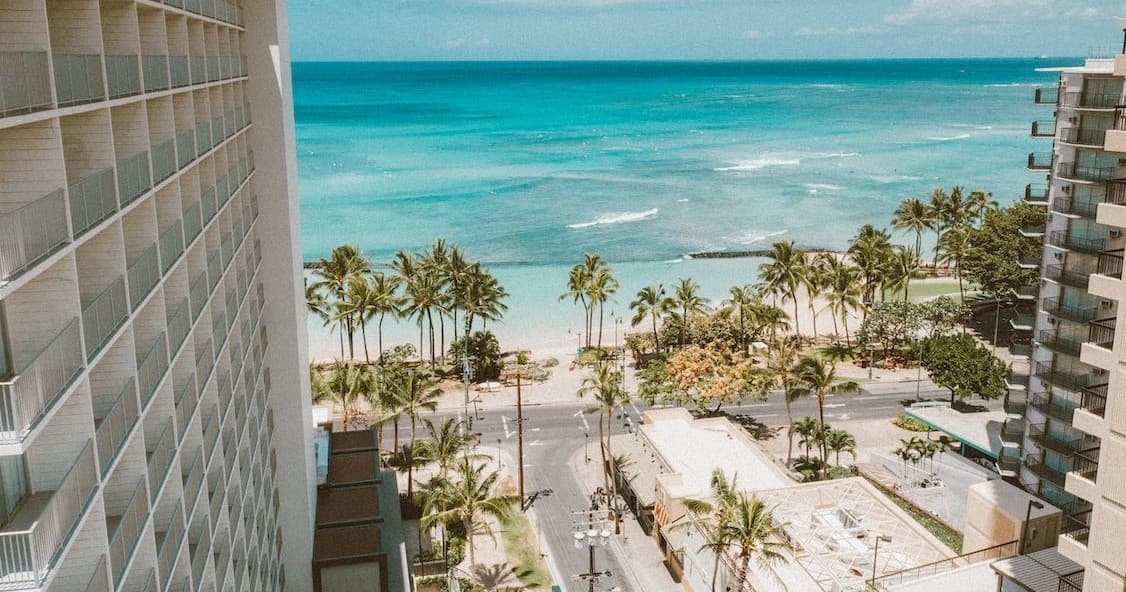 Private Airport to Aulani / Ko Olina / Four Seasons Shuttle