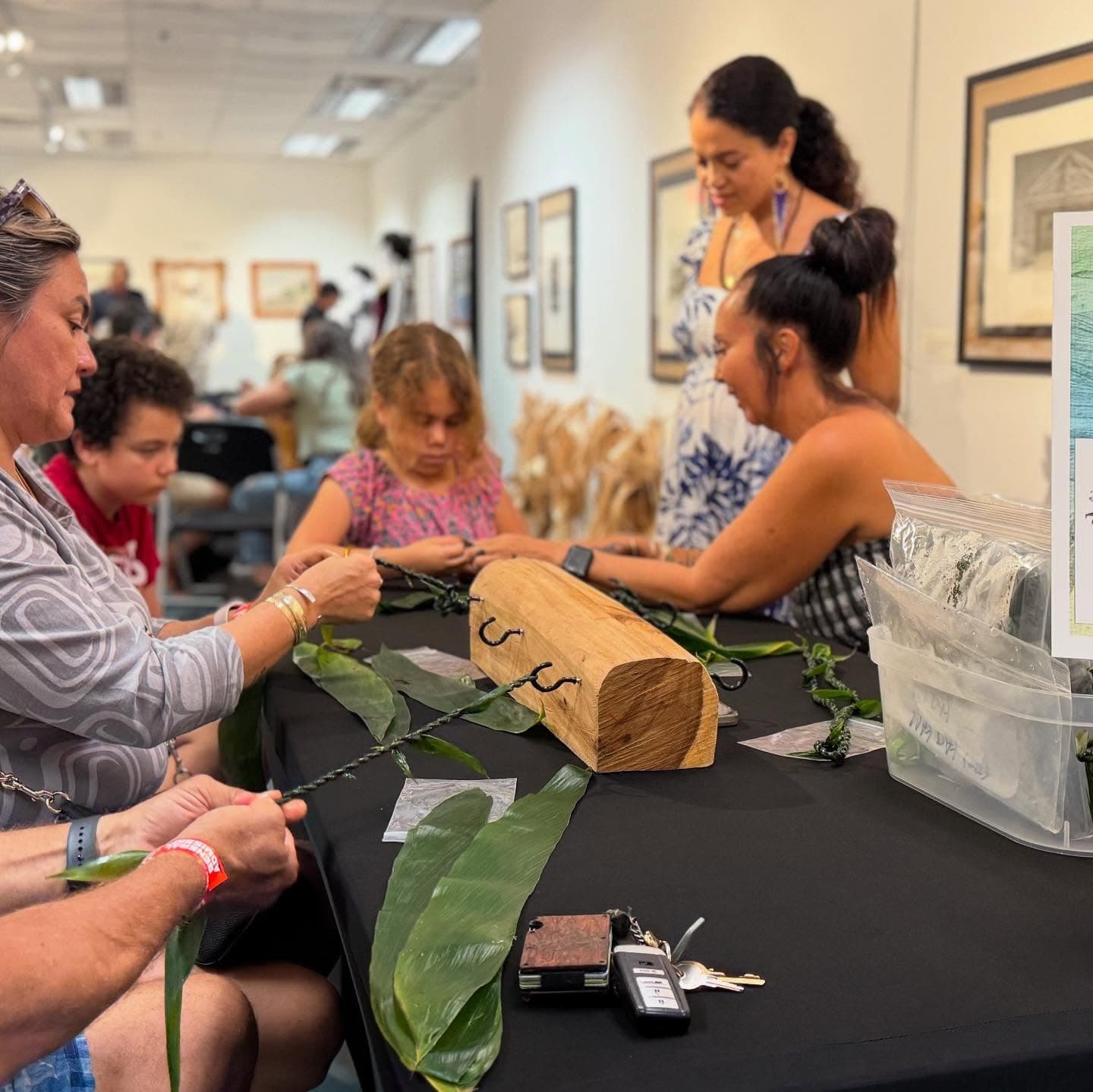 Ti Leaf Bracelet Making Craft Class