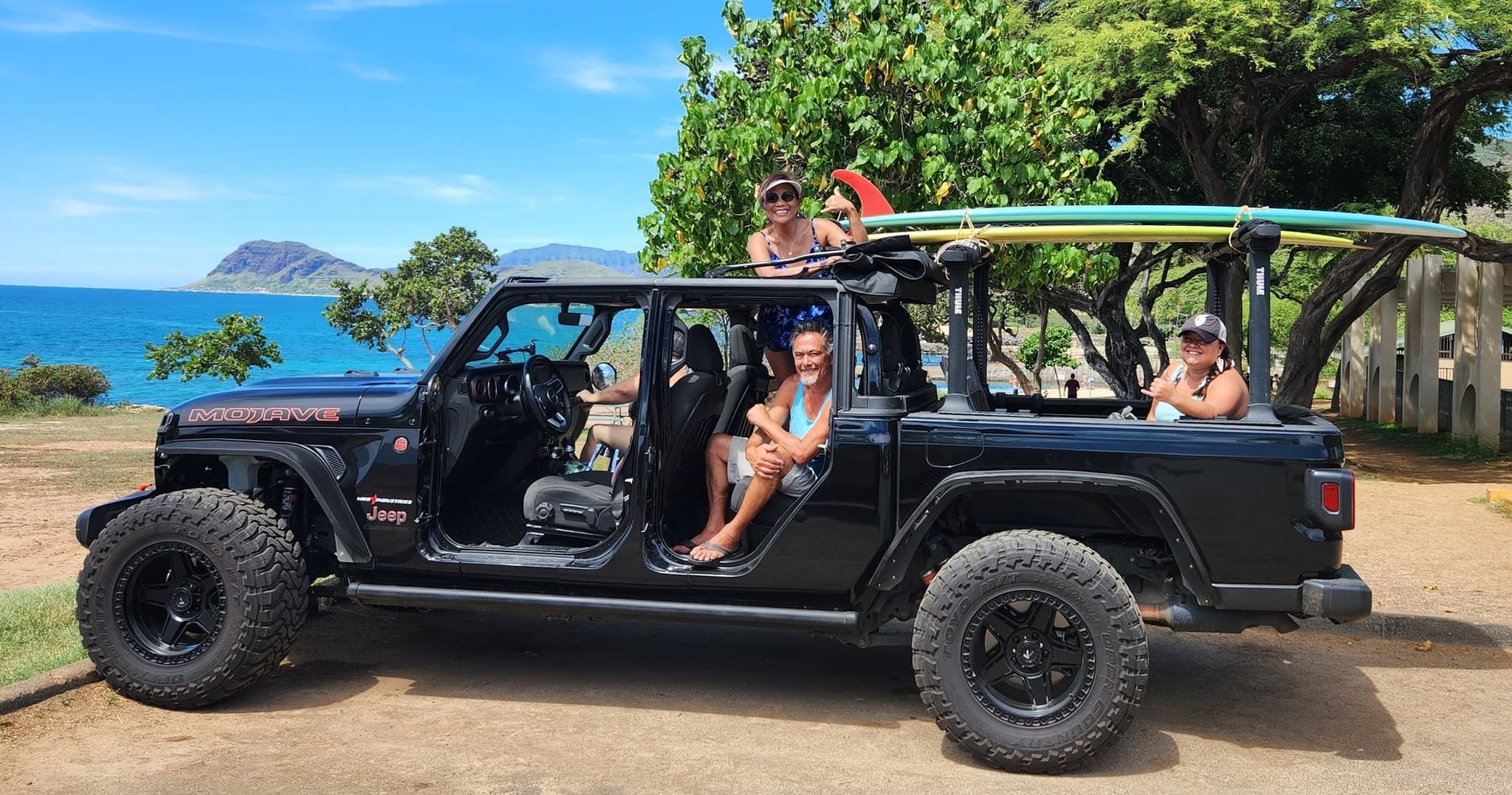 CIRCLE ISLAND JEEP TOUR