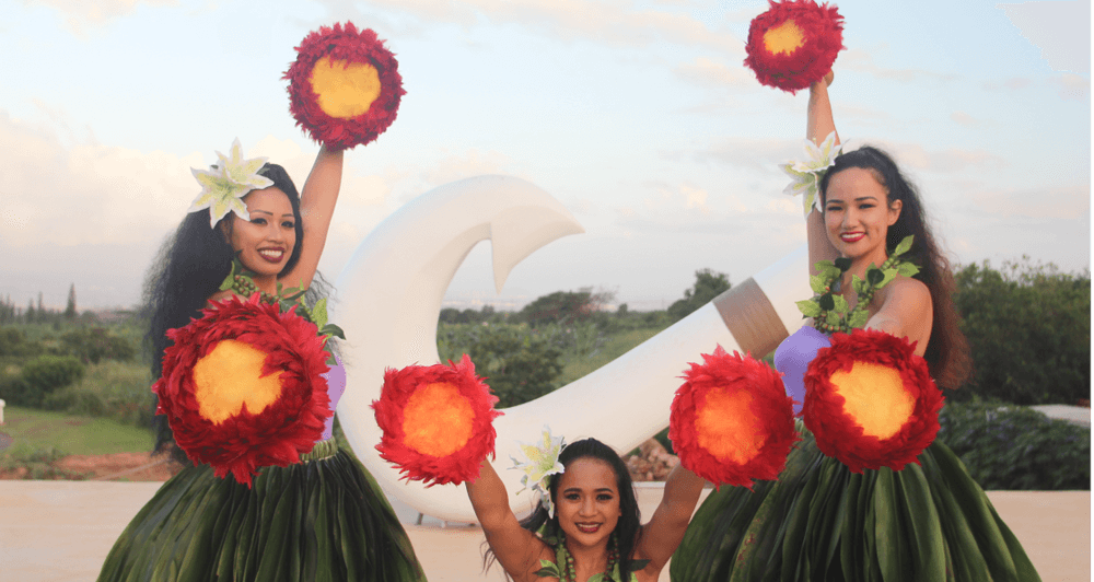 Mauka Warrior Luau Ali’i Experience - Midsection Seating Premium Package