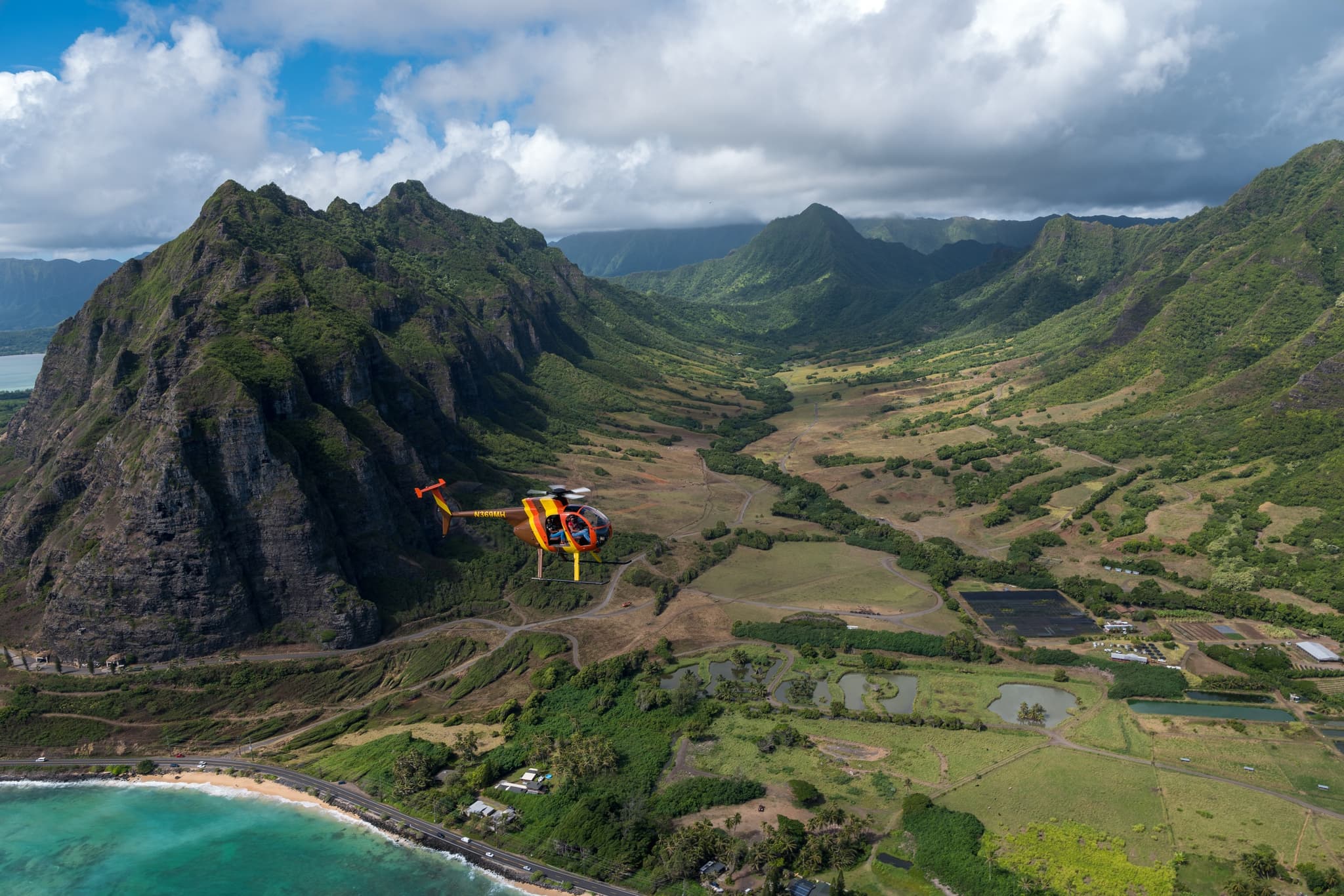 Ko Olina Resort: Private Doors Off Helicopter Adventure