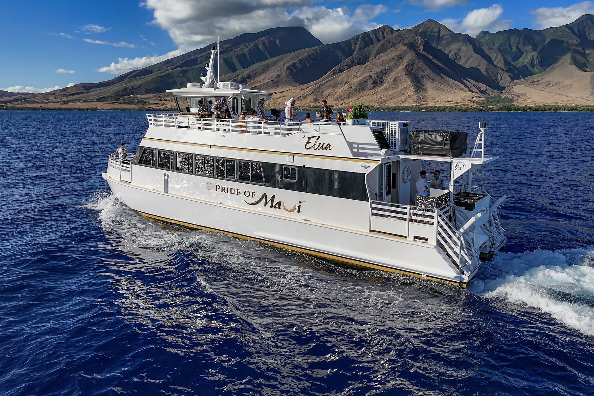 Pride of Maui 'Elua Luxury Molokini and Turtle Town Snorkel Tour