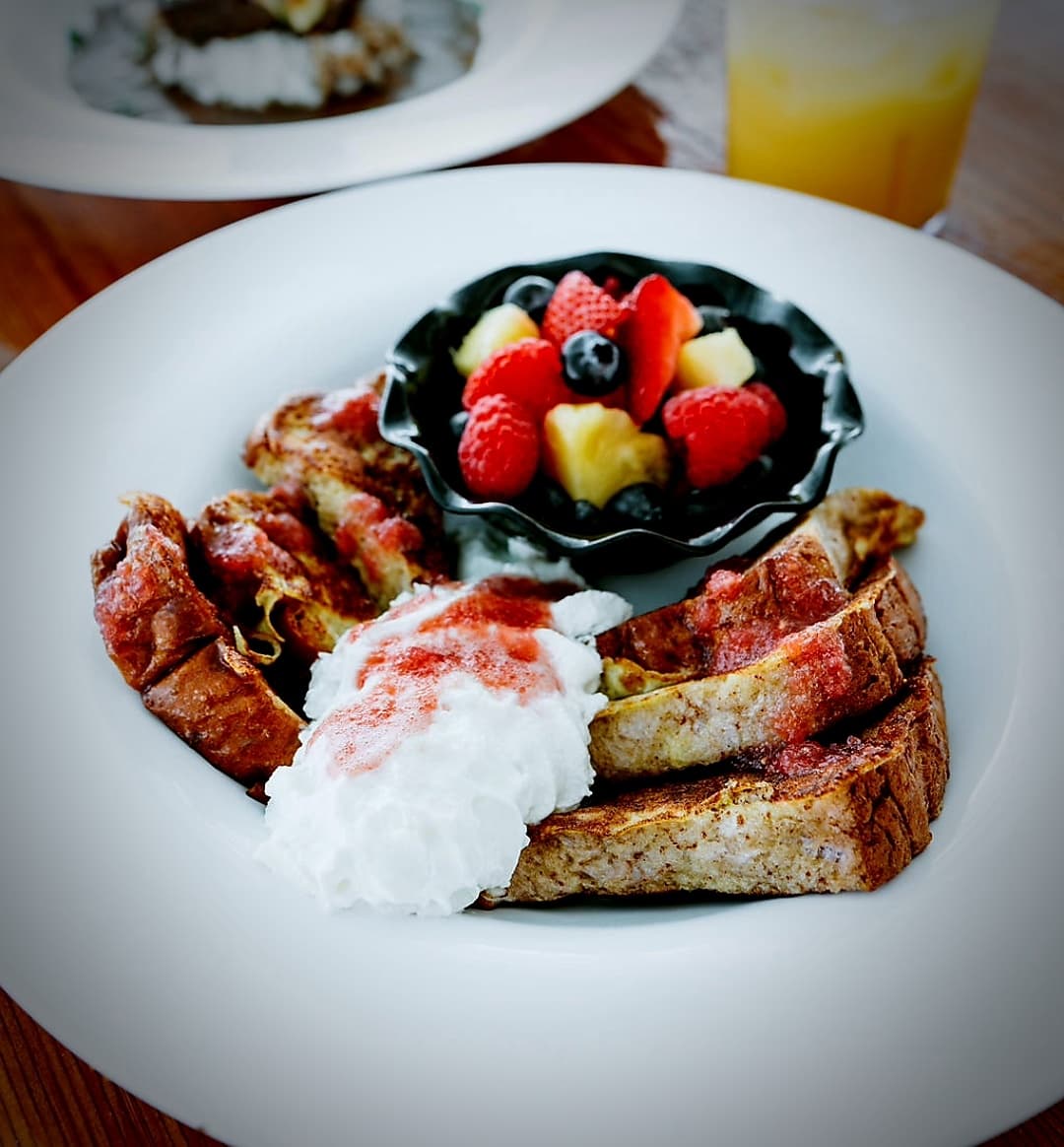 Late Breakfast Cruise