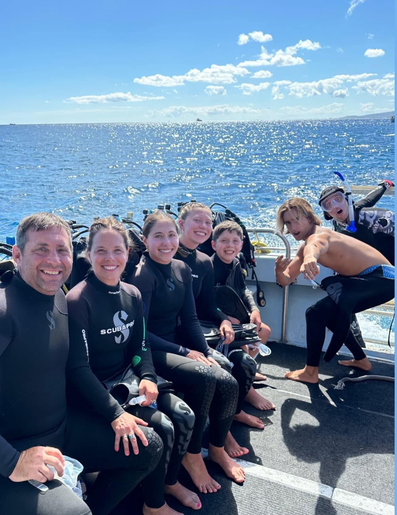 2 Tank Shallow Reef Boat Scuba Dive Experience for Certified and Beginners!