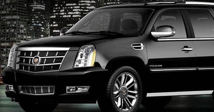 Hotel to Airport: Private Cadillac Sedan or SUV