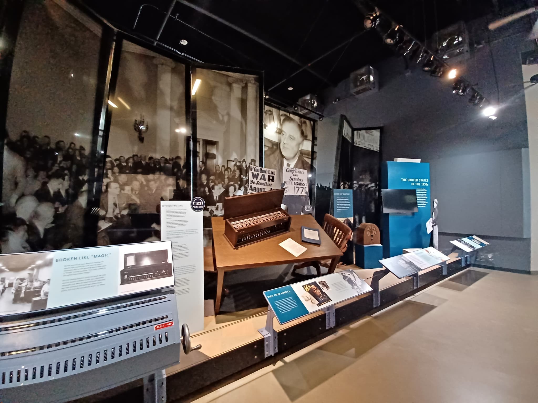 USS Arizona Narrated Tour / Virtual Reality Combo