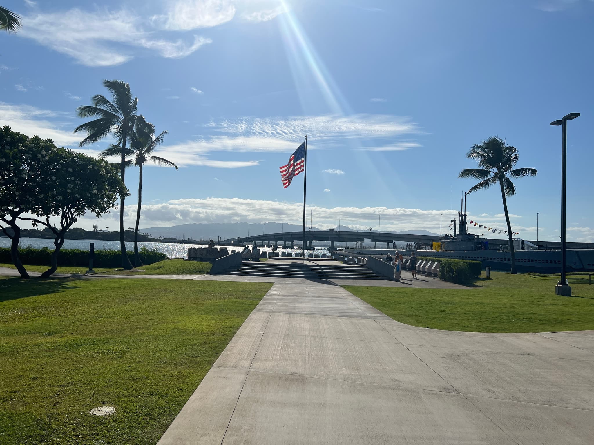Pearl Harbor USS Arizona Tour with Punchbowl Cemetery and Historic Downtown