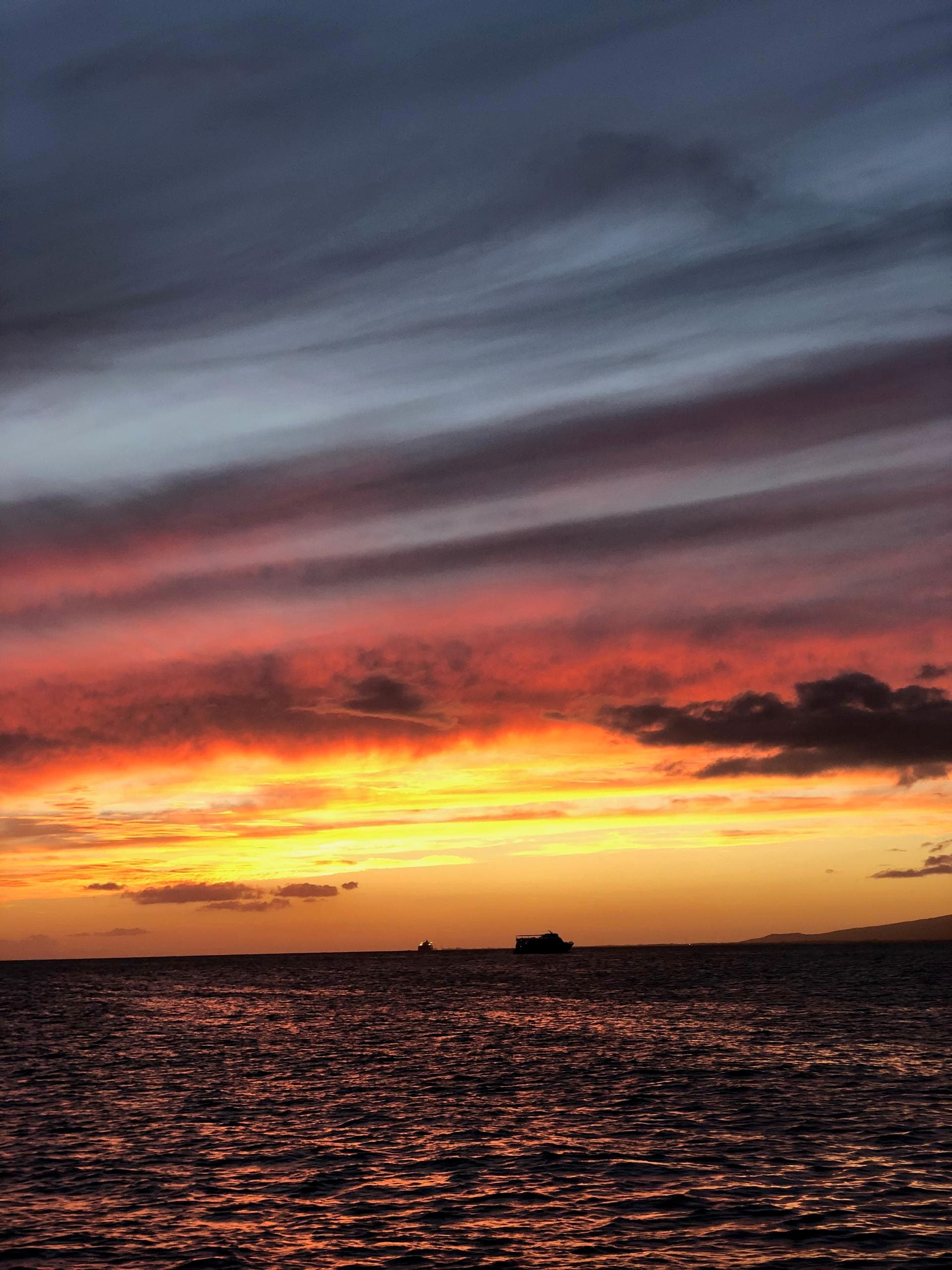 Honolulu Sunset Sail
