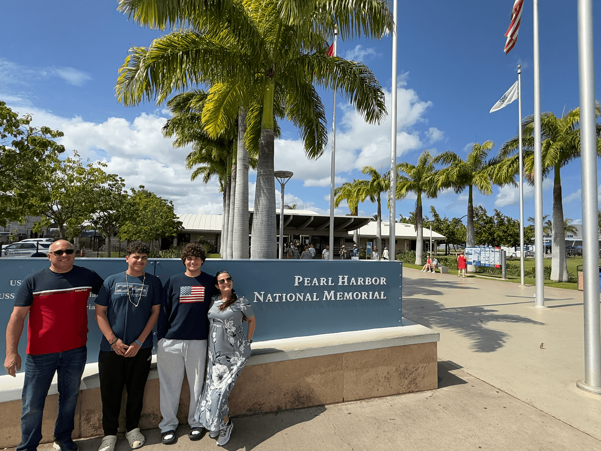 Pearl Harbor & City Tour
