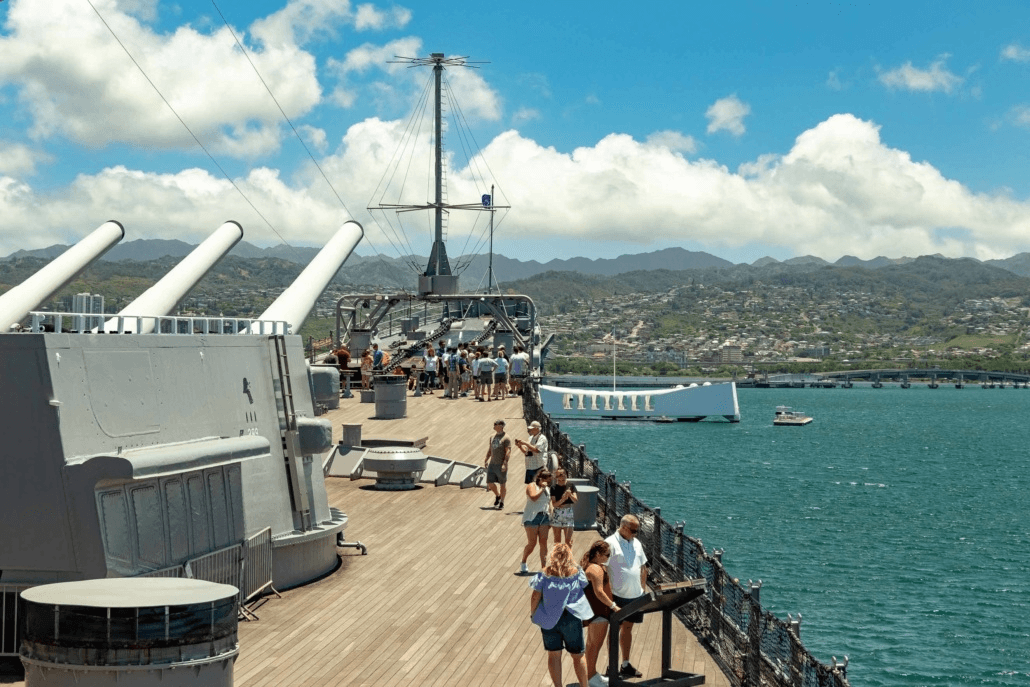 Pearl Harbor Memorial and Battleship Missouri Tour From Big Island - Hilo