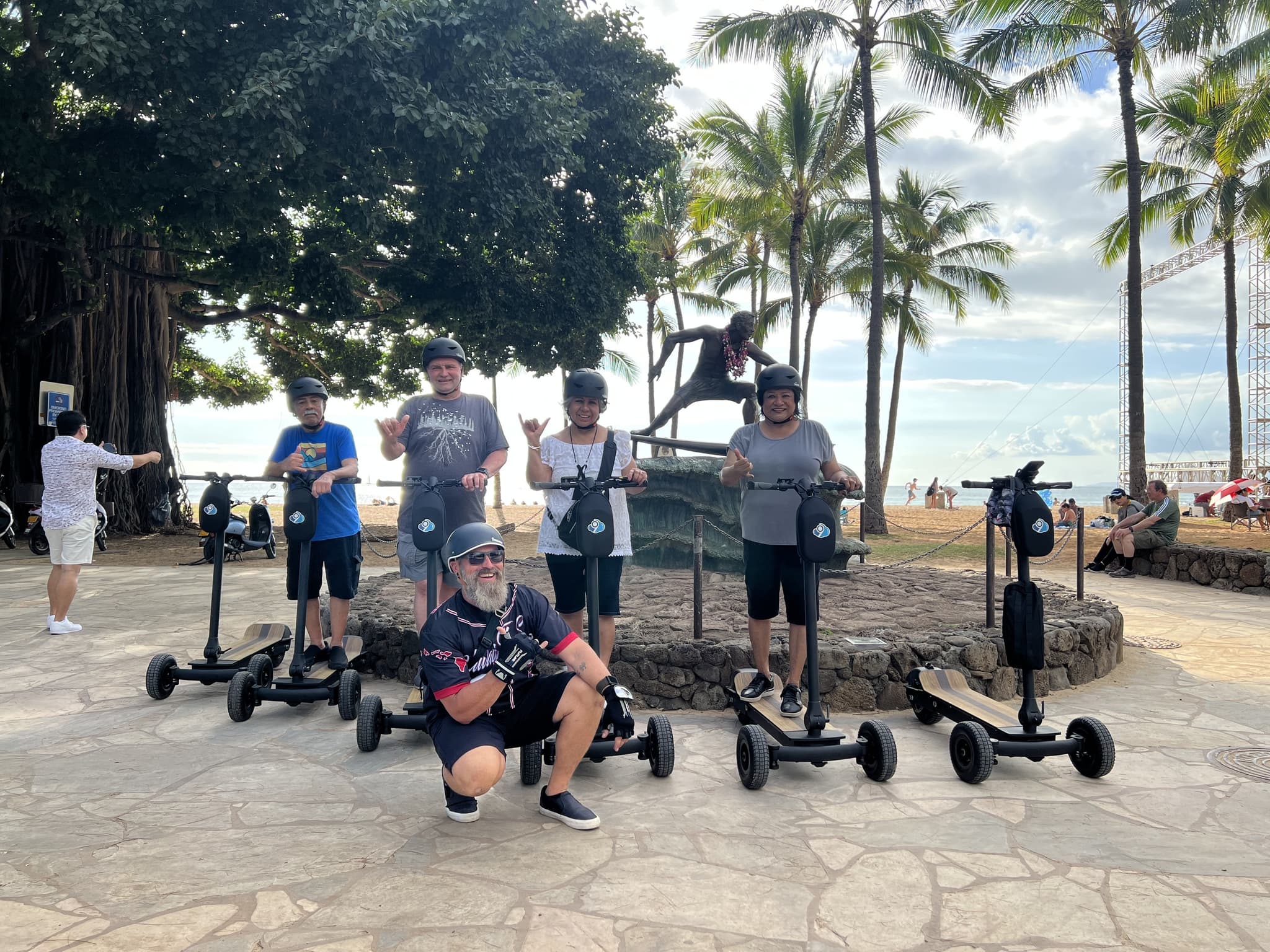 2-Hour Waikiki Waterfront E-scooter Tour
