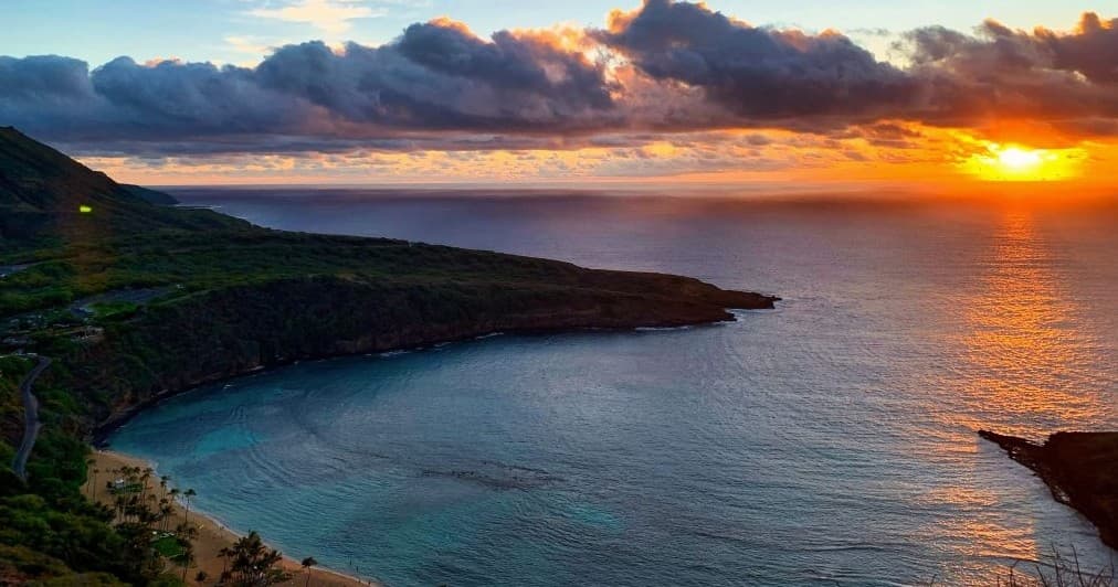 Sunset Koko Crater Hike