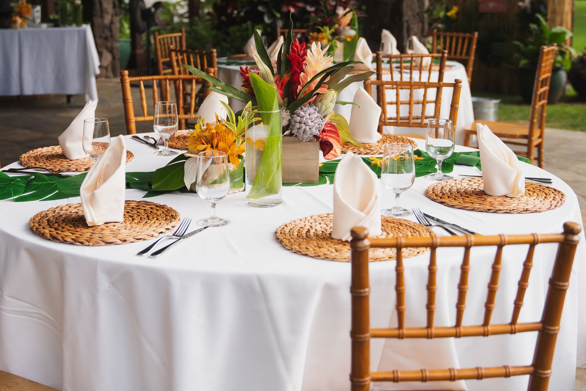 HULA GARDEN / With Transportation