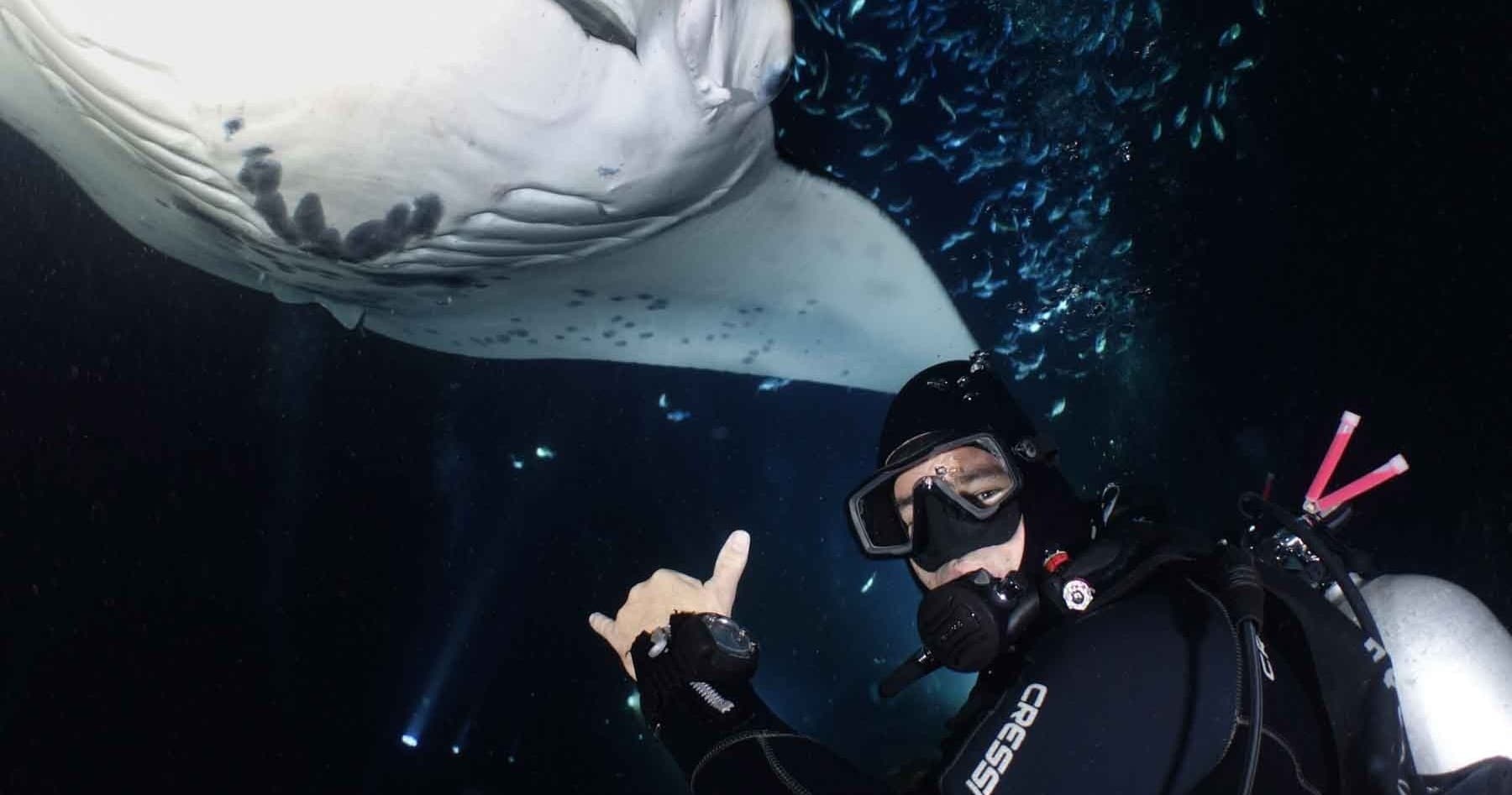 2 Tank Night Manta Dive Charter