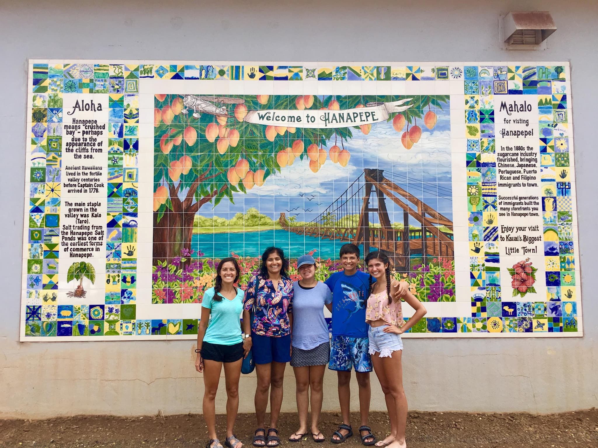 Kauai Canyon Explorer - Natural Wonders, History & Local Grinds