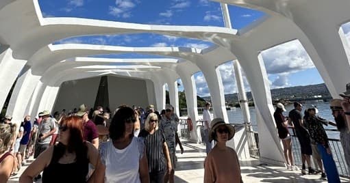 Pearl Harbor + Honolulu City Tour