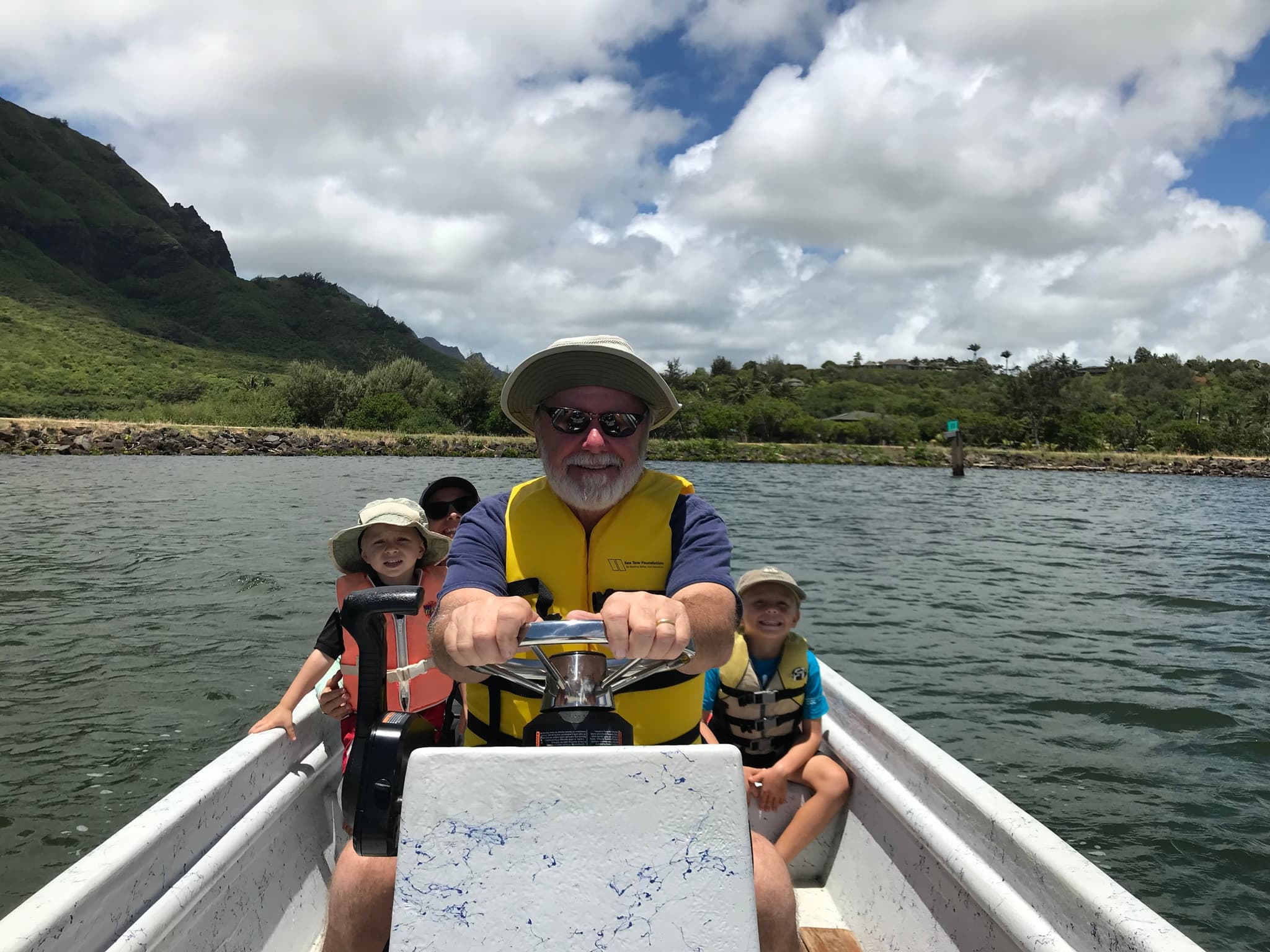 Helper/Helper in Training