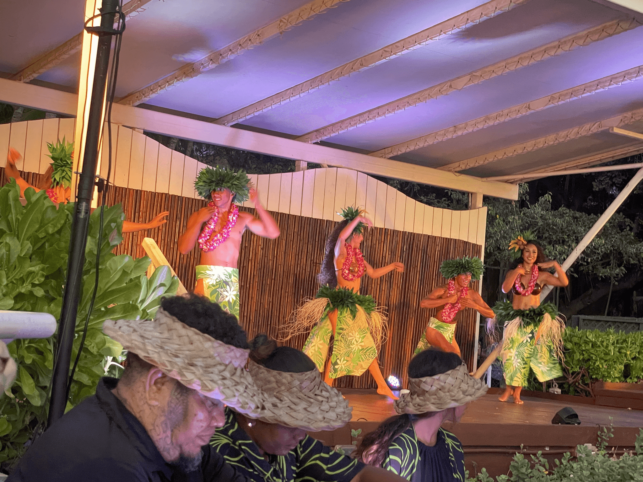 Diamond Head Luau - Foodie Fridays
