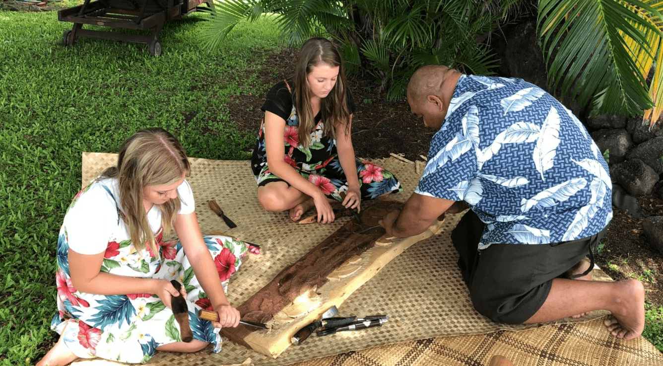 Polynesian Carving Tour