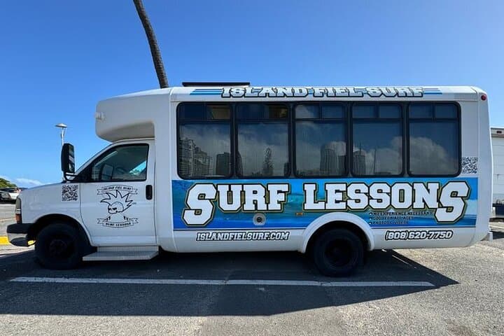 Surf Lessons get your Social Media video & photos you Surfing HI.
