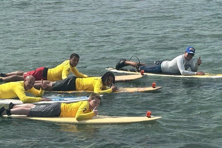 60 to 90 minutes Open Book Surfing Lesson with Certified Guide