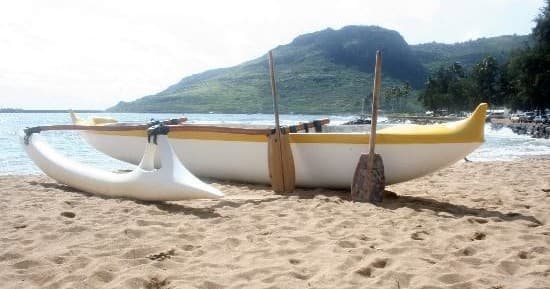 Outrigger Canoe Ride