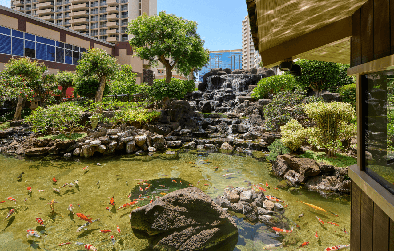 Photo courtesy of Pagoda Hotel.