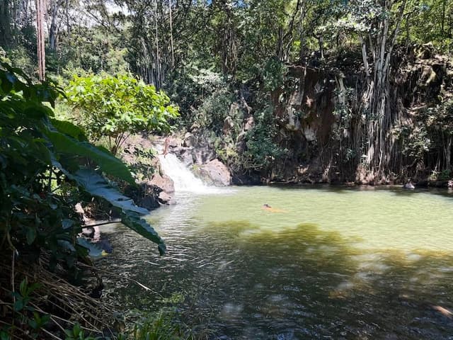 Hiking Kapena Falls