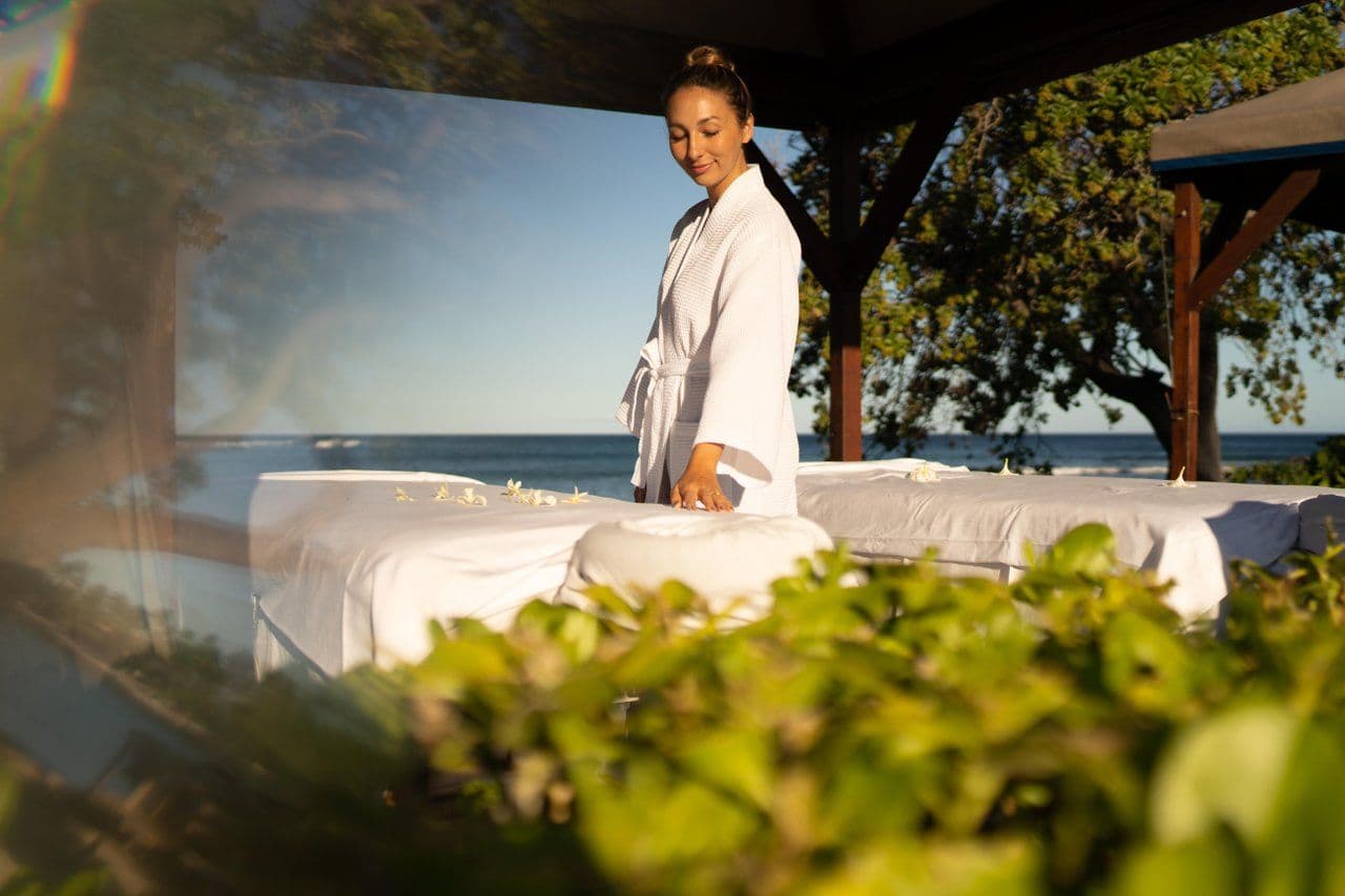 Spa Without Walls. Photo courtesy of Fairmont Orchid.