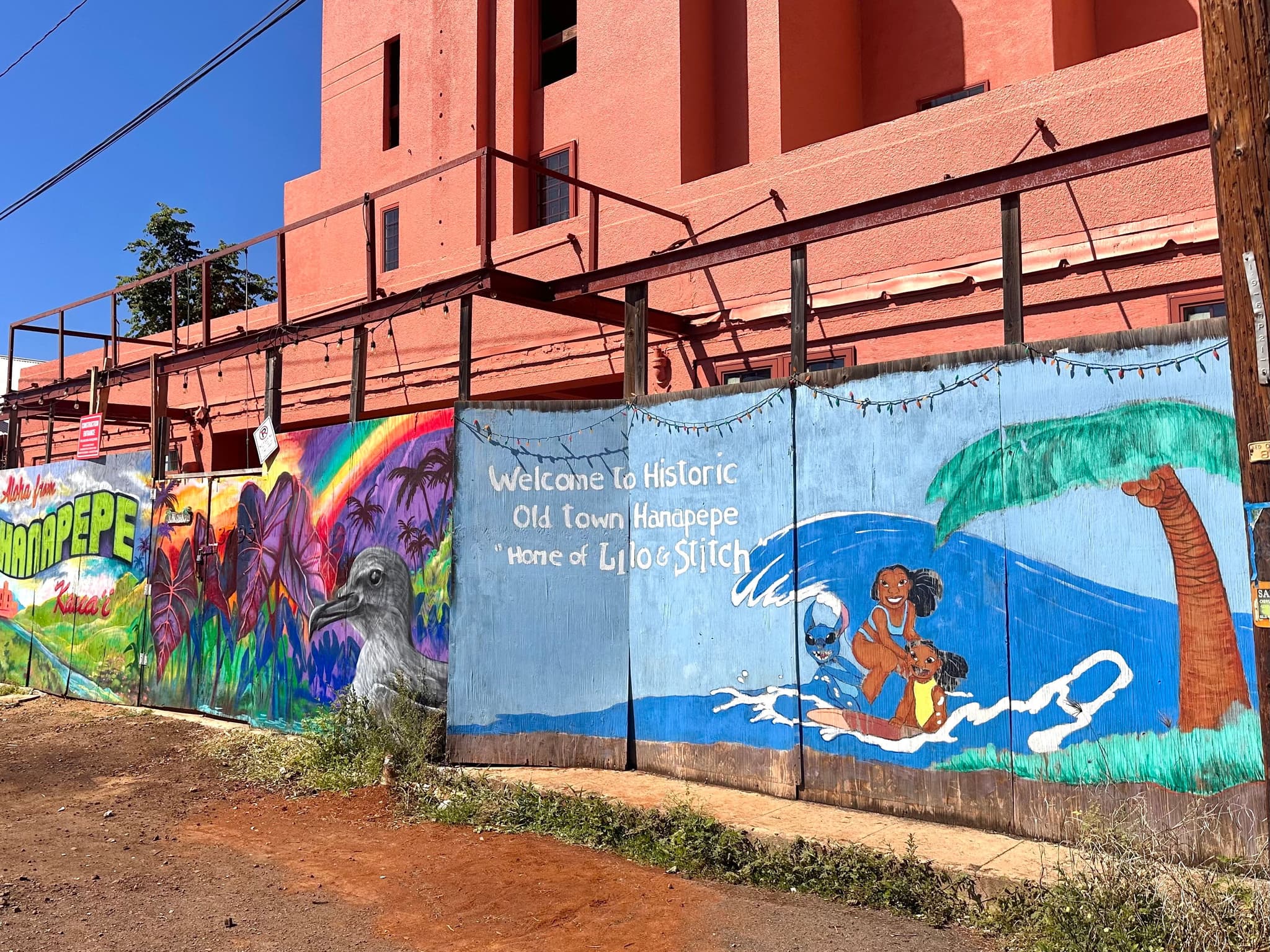 Hanapēpē murals. Photo by Sarah Burchard.