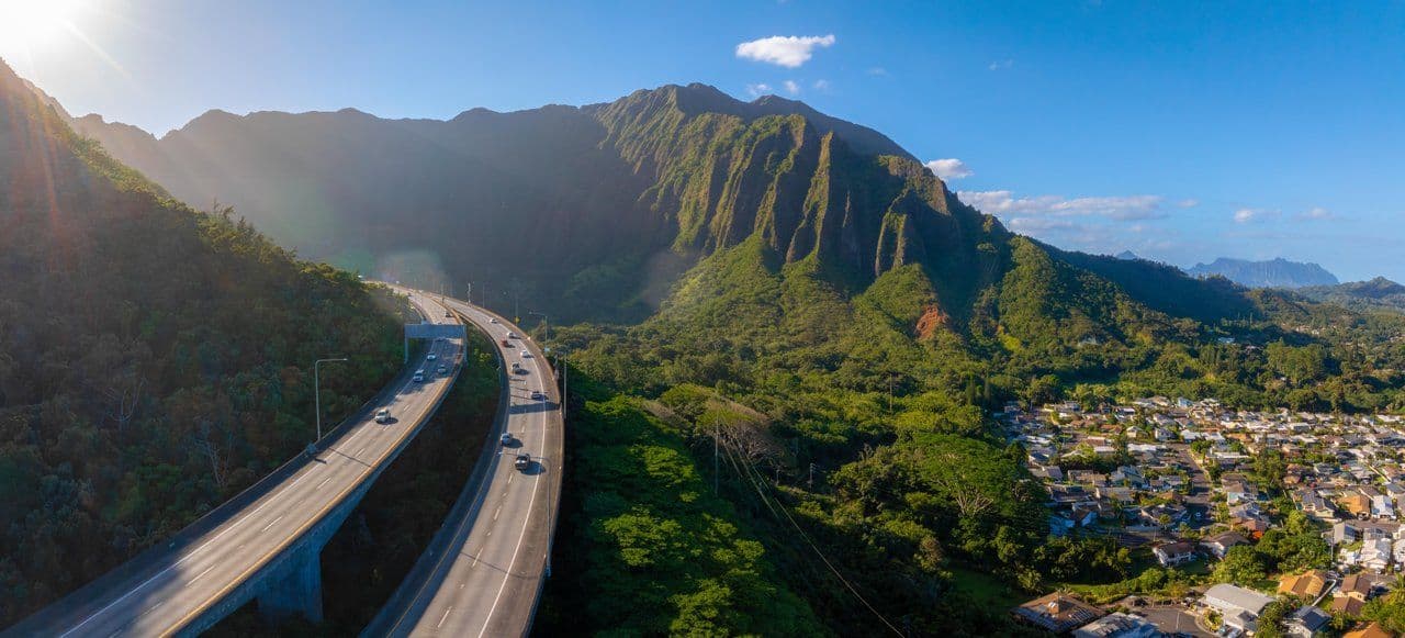 Windward side Oʻahu. Photo by NorthSky Films (Shutterstock).