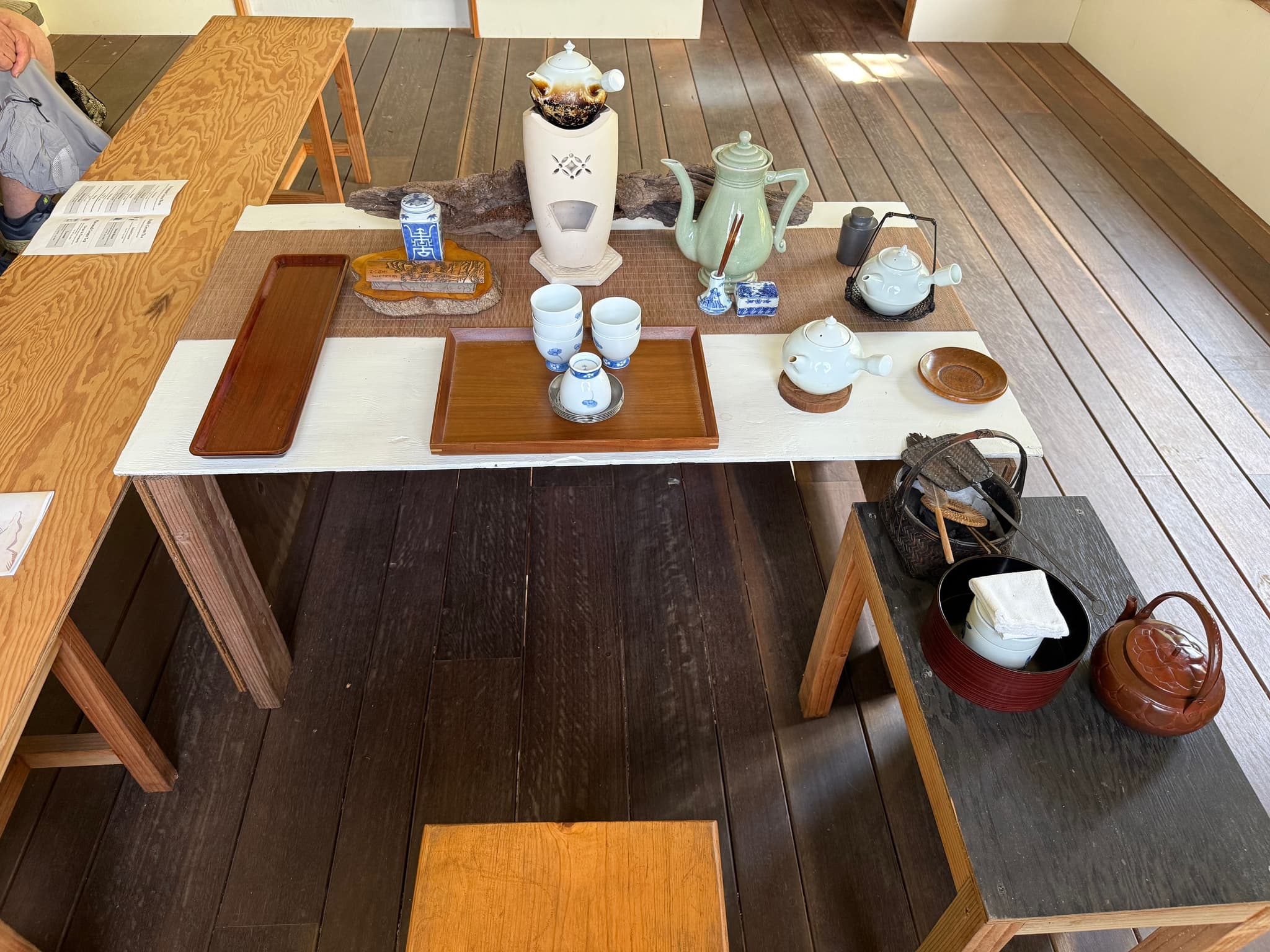 Tea ceremony at Mauna Kea Tea. Photo by Natasha Bourlin.