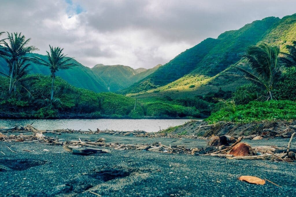 Traveling to Molokaʻi? Start Here.