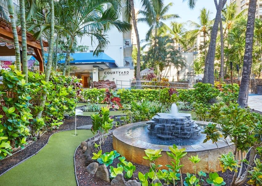 Photo by Kyle Rothenborg, courtesy of Courtyard By Marriott Waikiki Beach.