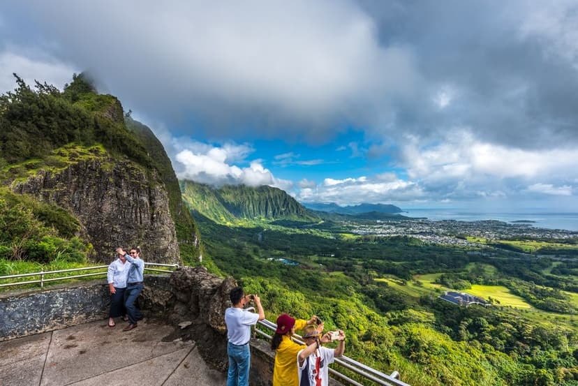 Discover the Magic of the Nu‘uanu Pali Lookout
