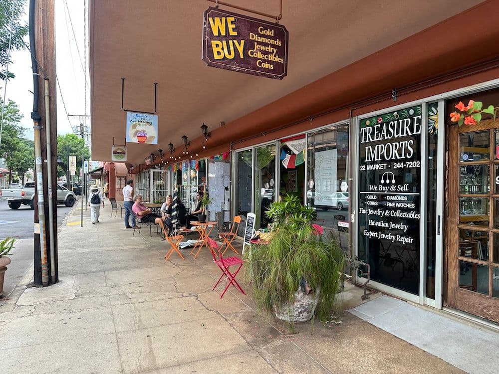 Market Street in Wailuku. Photo by Sarah Burchard.