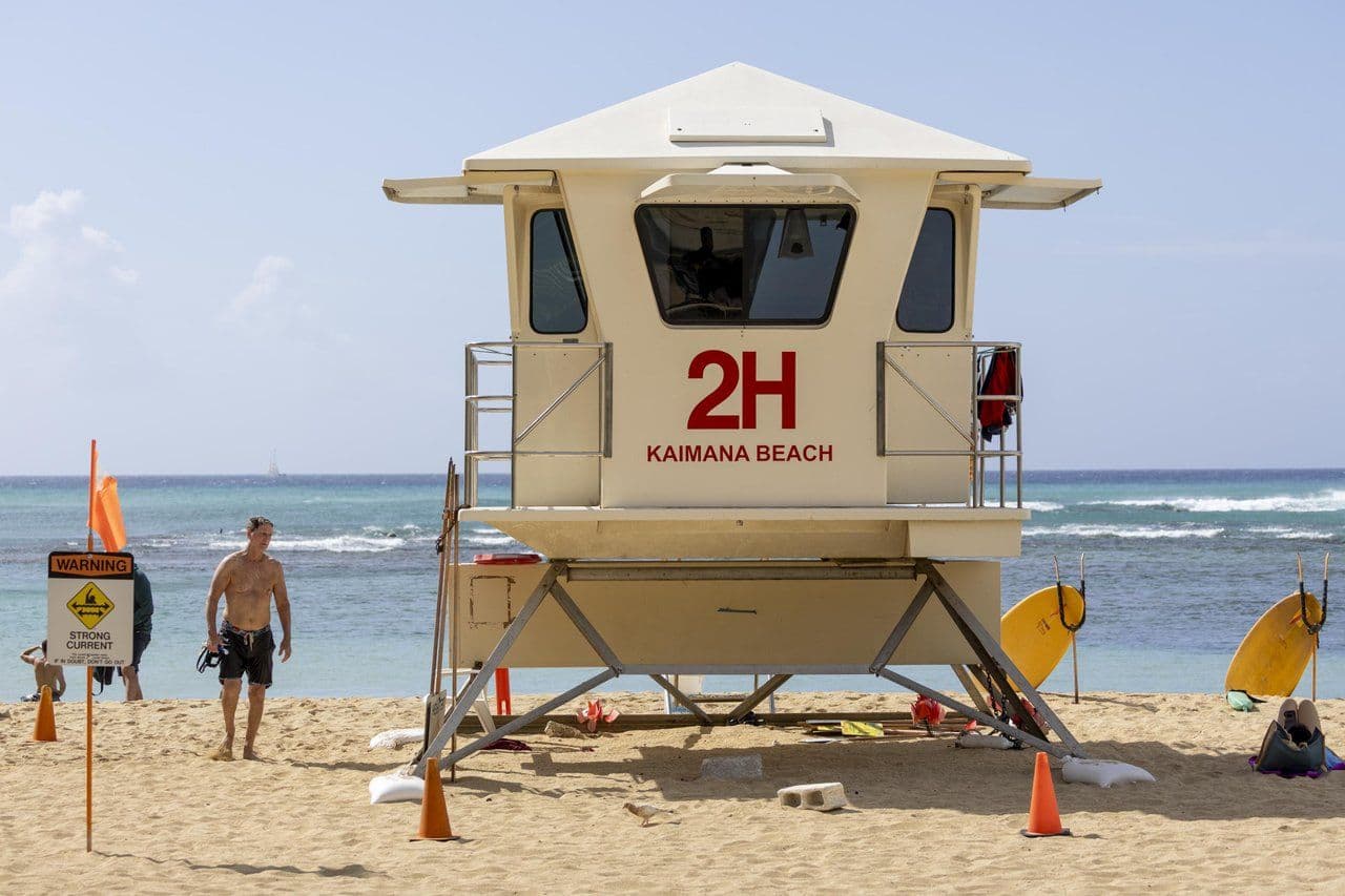 Always be aware of your nearest beach access number. Photo by Marco Garcia.